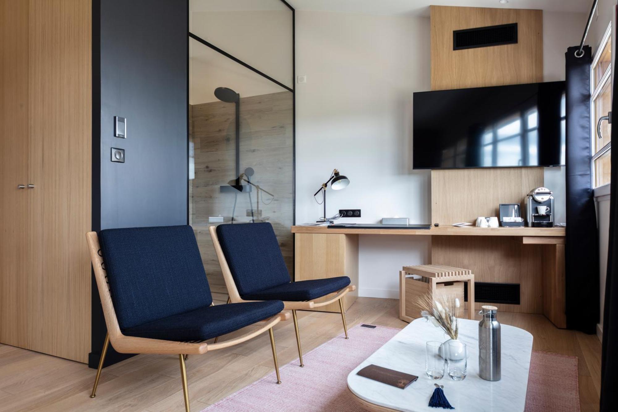 Hotel & Restaurant Origines Par Adrien Descouls - Teritoria Le Broc  Pokoj fotografie