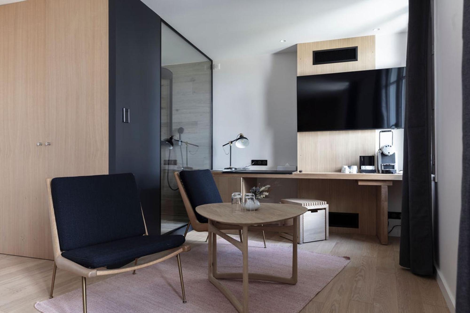 Hotel & Restaurant Origines Par Adrien Descouls - Teritoria Le Broc  Pokoj fotografie