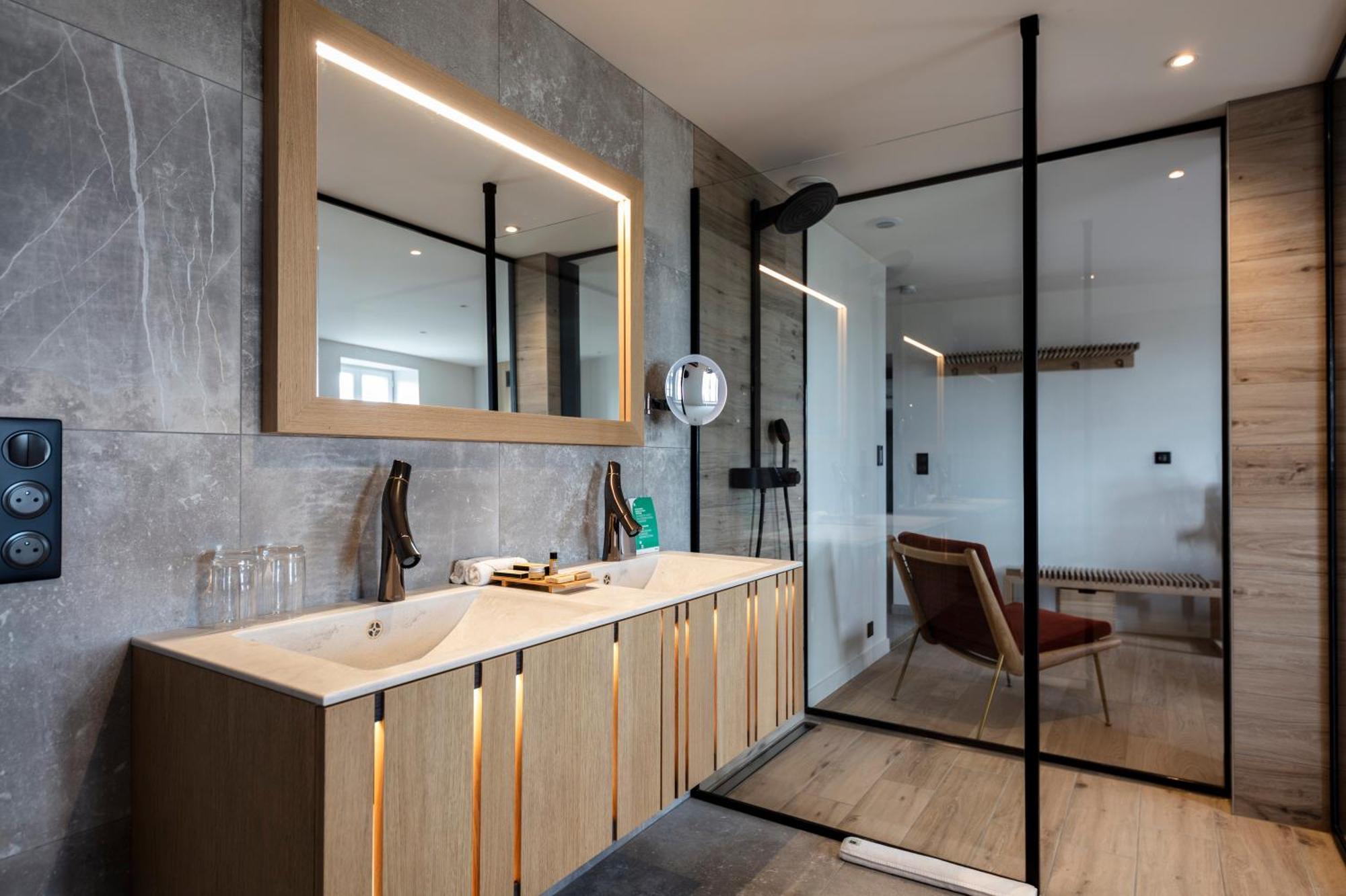 Hotel & Restaurant Origines Par Adrien Descouls - Teritoria Le Broc  Pokoj fotografie
